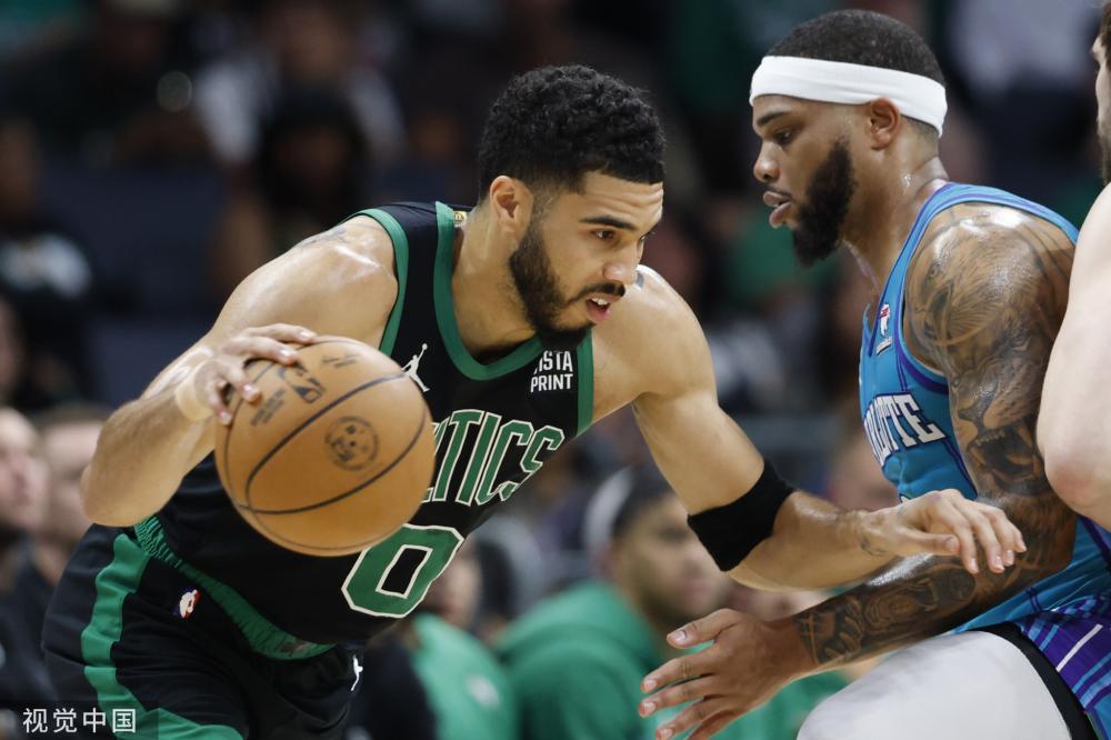 它让他在面 它让他在面